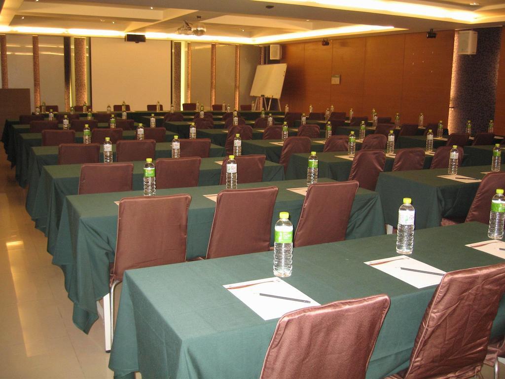 เอียนหาน รีสอร์ต Hotel หยูฉี ภายนอก รูปภาพ